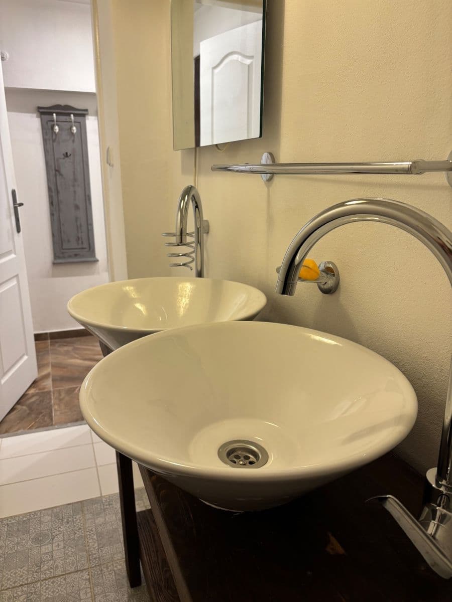 1 bedroom with open-plan kitchen flat for sale, 57 m², Černomořská, Prague, Prague 1 bedroom with open-plan kitchen flat for sale, 57 m², Černomořská, Prague, Prague