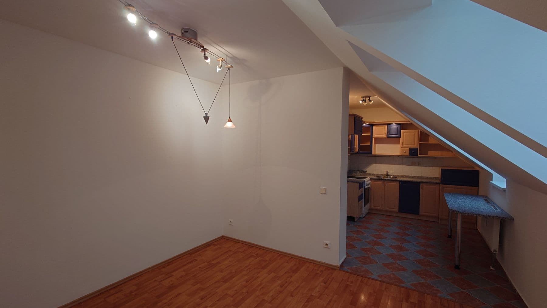 3 bedroom flat to rent, 61 m², Rybářská, Nymburk, Středočeský Region 3 bedroom flat to rent, 61 m², Rybářská, Nymburk, Středočeský Region