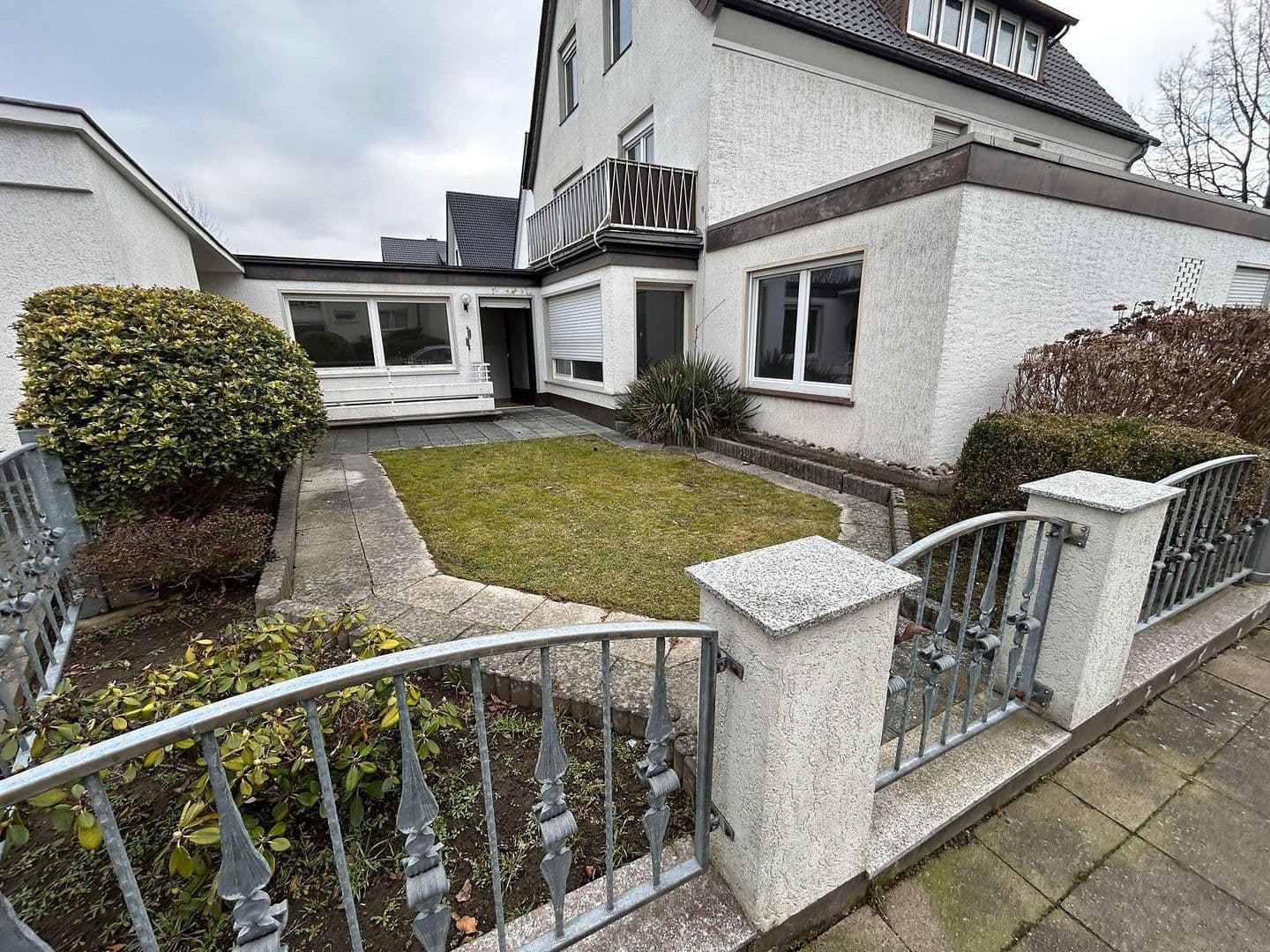 3 bedroom with open-plan kitchen flat to rent, 105 m², Brakerstr. 17, Bielefeld, North Rhine-Westphalia 3 bedroom with open-plan kitchen flat to rent, 105 m², Brakerstr. 17, Bielefeld, North Rhine-Westphalia