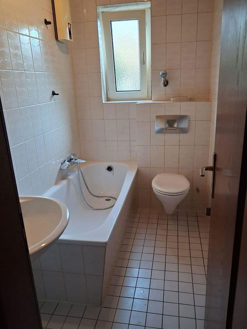 2 bedroom flat to rent, 44 m², Kölner Straße 137, Leverkusen, North Rhine-Westphalia 2 bedroom flat to rent, 44 m², Kölner Straße 137, Leverkusen, North Rhine-Westphalia