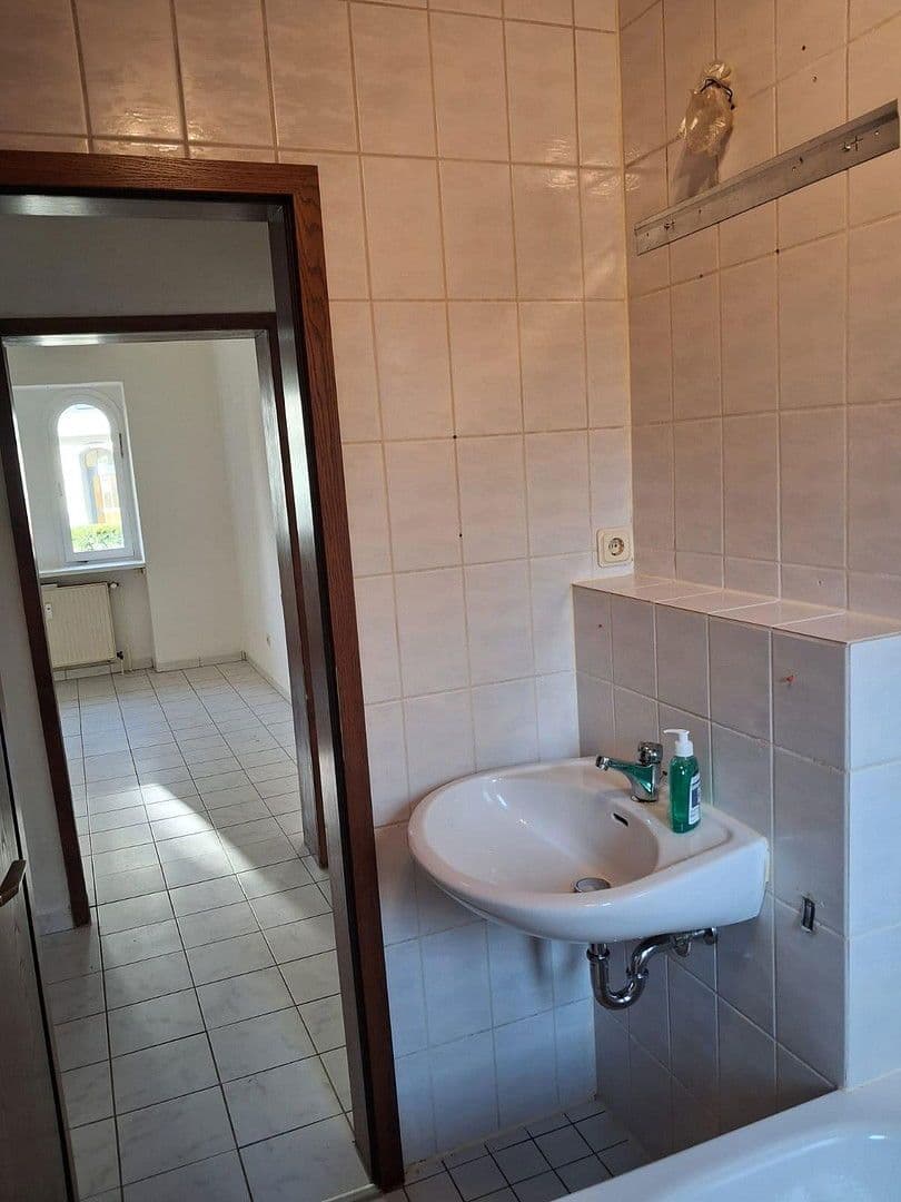 2 bedroom flat to rent, 44 m², Kölner Straße 137, Leverkusen, North Rhine-Westphalia 2 bedroom flat to rent, 44 m², Kölner Straße 137, Leverkusen, North Rhine-Westphalia