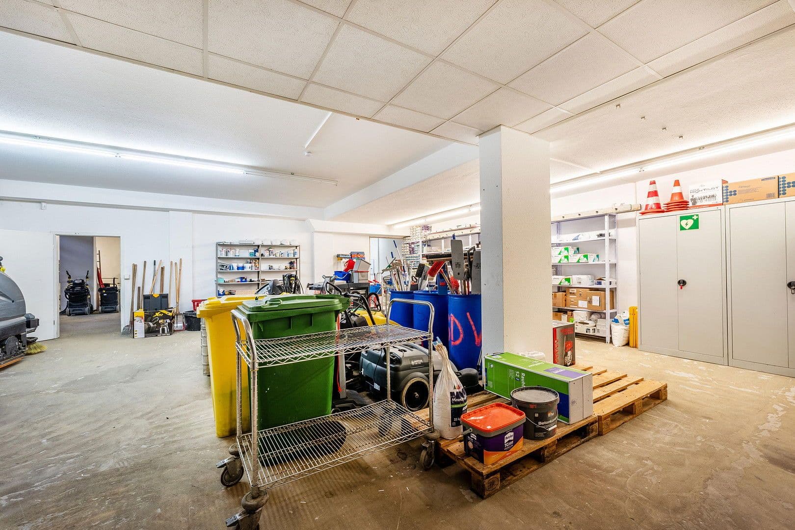 house for sale, 359 m², Villingen-Schwenningen, Baden-Württemberg house for sale, 359 m², Villingen-Schwenningen, Baden-Württemberg