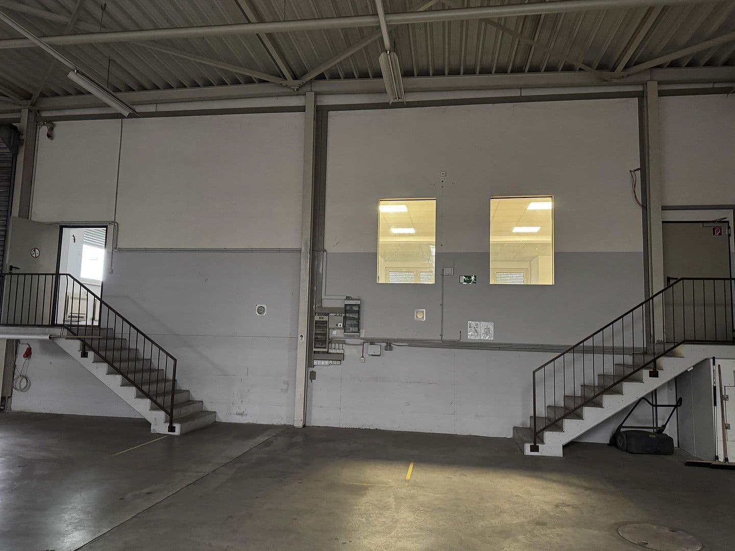 non-residential property to rent, 1,150 m², Bietigheim-Bissingen, Baden-Württemberg non-residential property to rent, 1,150 m², Bietigheim-Bissingen, Baden-Württemberg