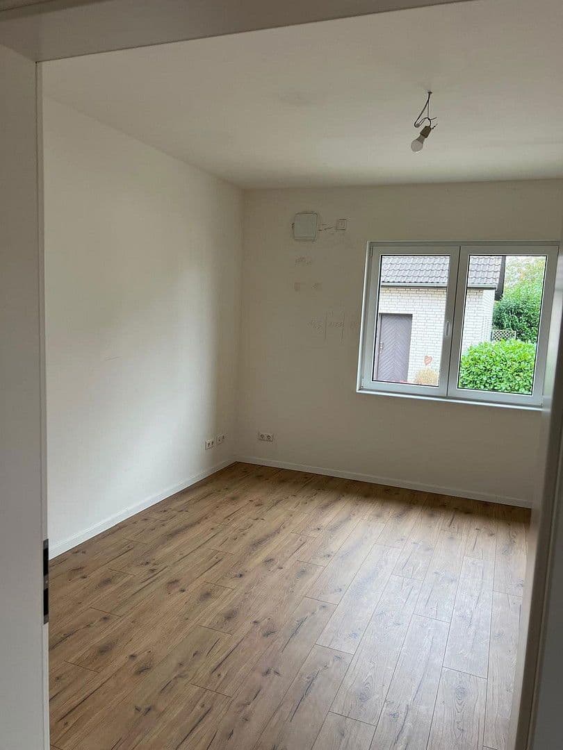 house for sale, 108 m², Lübbecke, North Rhine-Westphalia house for sale, 108 m², Lübbecke, North Rhine-Westphalia