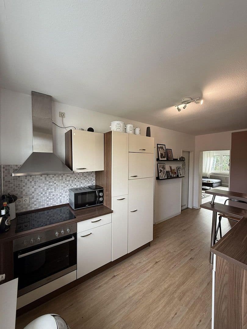 2 bedroom with open-plan kitchen flat to rent, 85 m², Körschstraße 49, Stuttgart-Plieningen, Baden-Württemberg 2 bedroom with open-plan kitchen flat to rent, 85 m², Körschstraße 49, Stuttgart-Plieningen, Baden-Württemberg