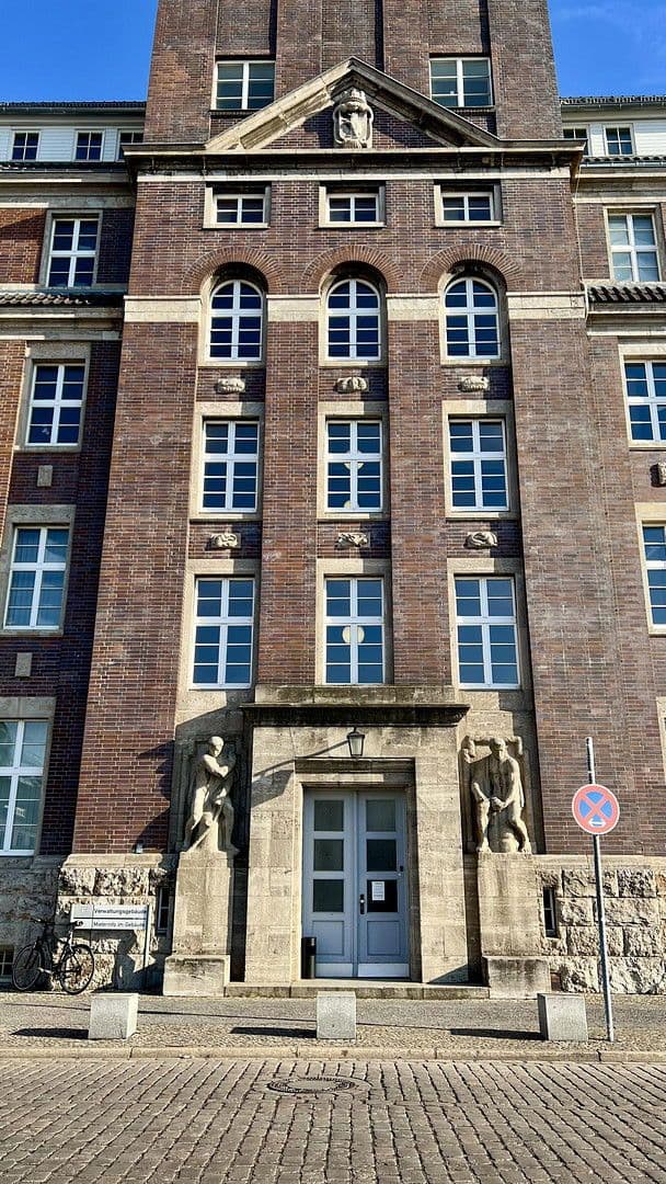 office to rent, 584 m², Westhafenstraße 1, Berlin, Berlin office to rent, 584 m², Westhafenstraße 1, Berlin, Berlin