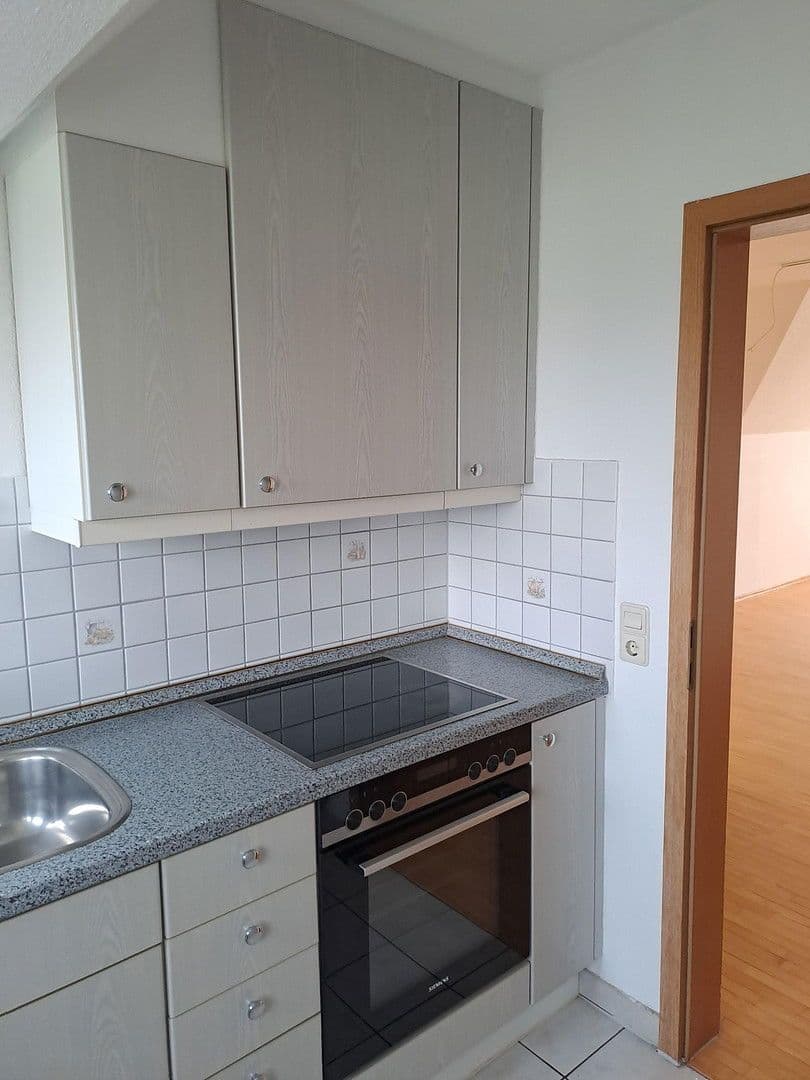 3 bedroom flat to rent, 77 m², Adelsdorf, Bavaria 3 bedroom flat to rent, 77 m², Adelsdorf, Bavaria