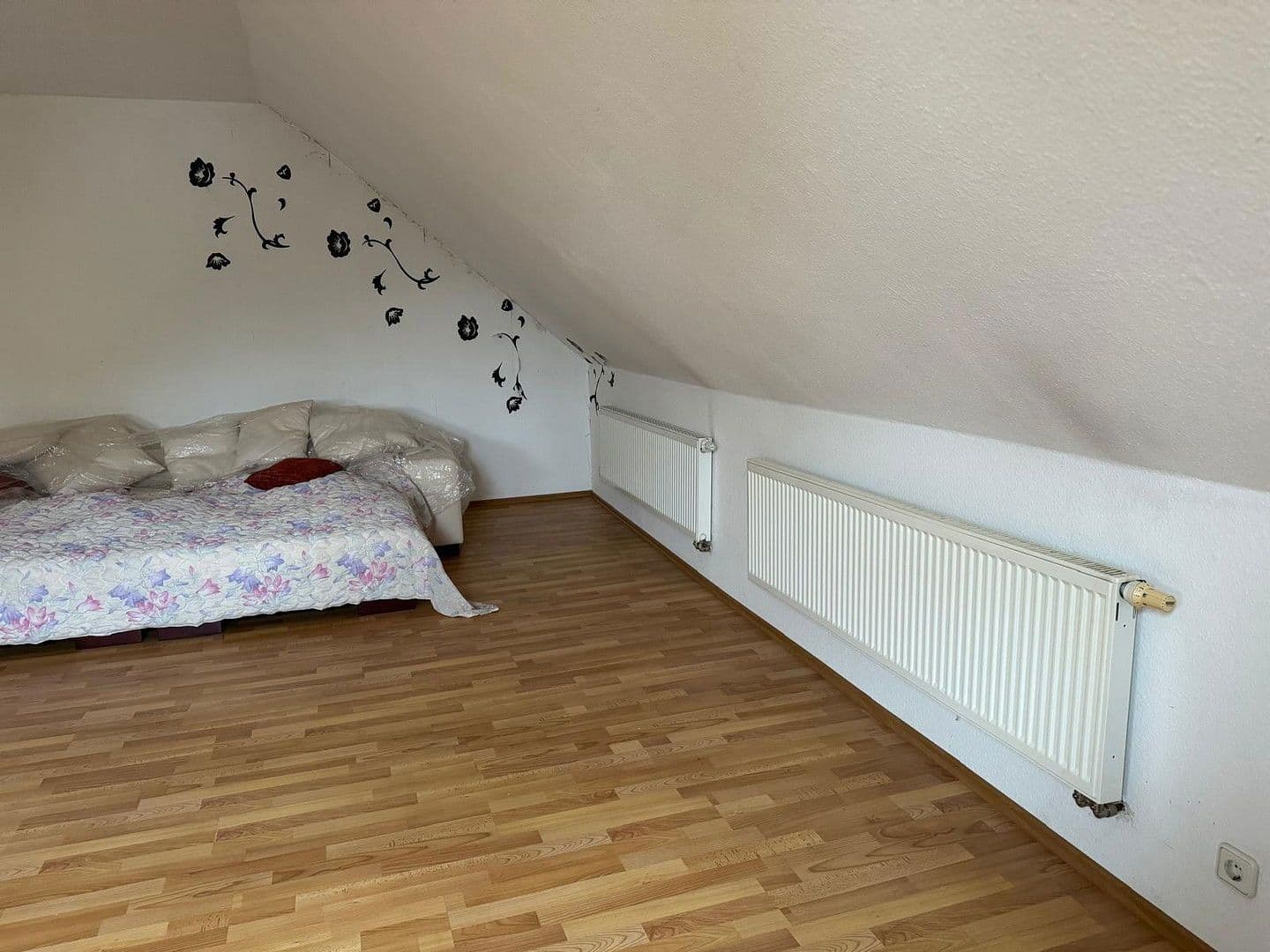 house for sale, 200 m², Stein-Bockenheim, Rhineland-Palatinate house for sale, 200 m², Stein-Bockenheim, Rhineland-Palatinate