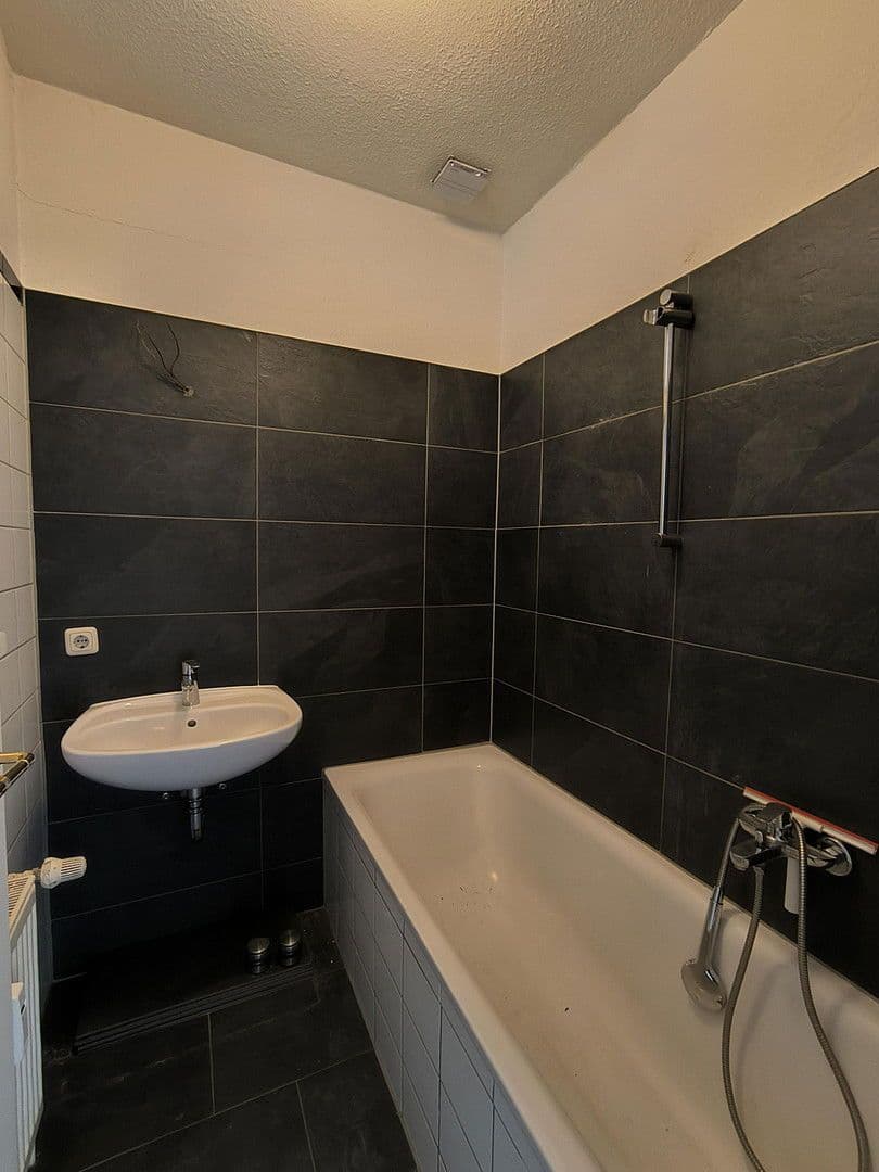 1 bedroom flat to rent, 59 m², Olvenstedter Straße 41, Magdeburg, Saxony-Anhalt 1 bedroom flat to rent, 59 m², Olvenstedter Straße 41, Magdeburg, Saxony-Anhalt