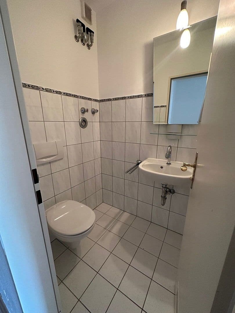 4 bedroom flat to rent, 110 m², Gauting, Bavaria 4 bedroom flat to rent, 110 m², Gauting, Bavaria