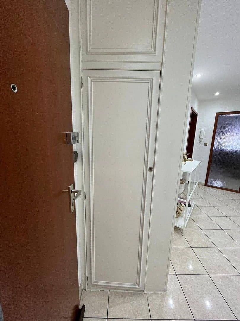 2 bedroom with open-plan kitchen flat to rent, 81 m², Gelsenkirchen, North Rhine-Westphalia 2 bedroom with open-plan kitchen flat to rent, 81 m², Gelsenkirchen, North Rhine-Westphalia