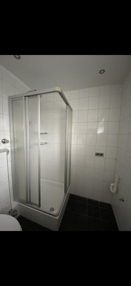 2 bedroom with open-plan kitchen flat to rent, 81 m², Gelsenkirchen, North Rhine-Westphalia 2 bedroom with open-plan kitchen flat to rent, 81 m², Gelsenkirchen, North Rhine-Westphalia