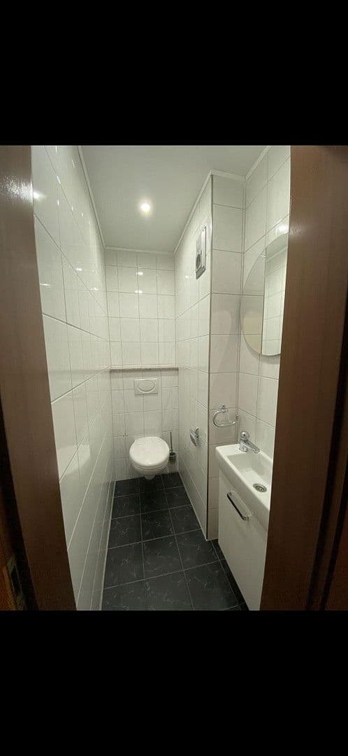 2 bedroom with open-plan kitchen flat to rent, 81 m², Gelsenkirchen, North Rhine-Westphalia 2 bedroom with open-plan kitchen flat to rent, 81 m², Gelsenkirchen, North Rhine-Westphalia