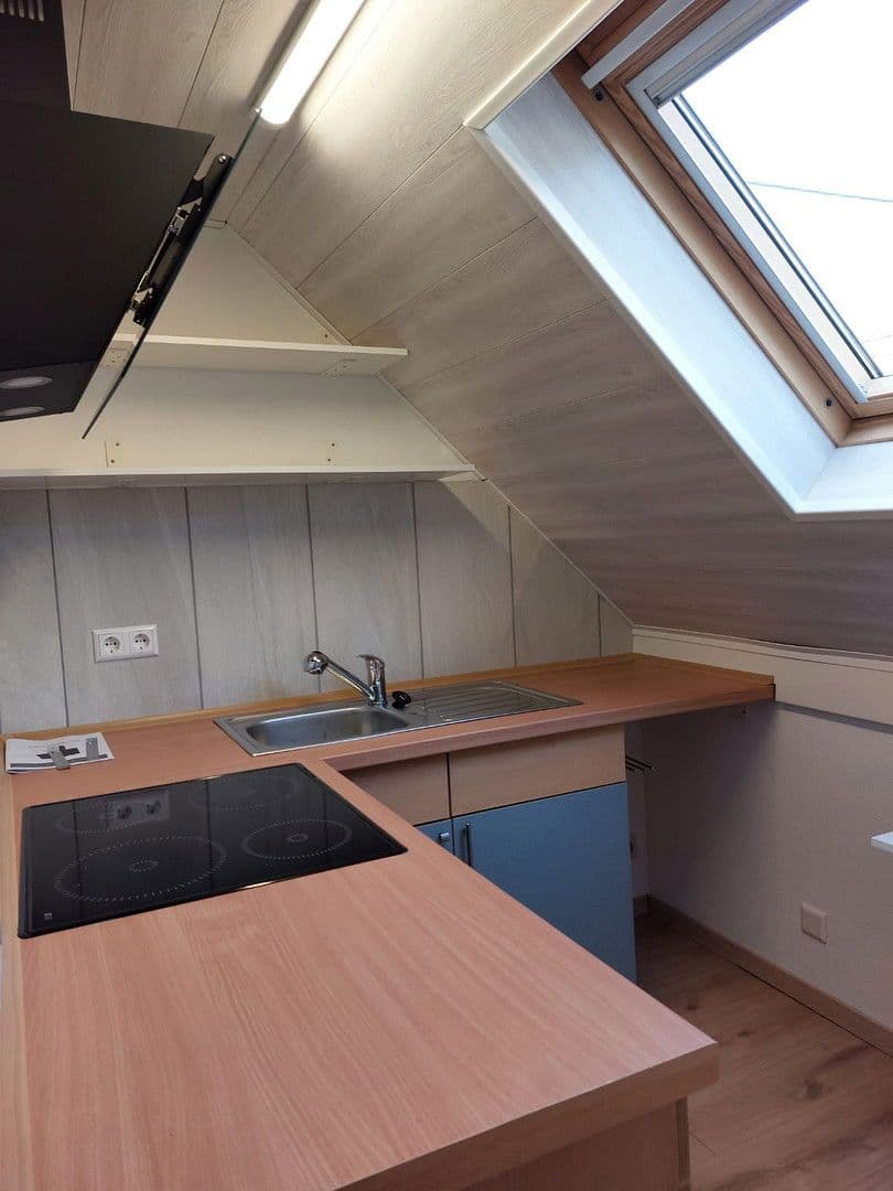 1 bedroom with open-plan kitchen flat to rent, 65 m², Koblenz-Lay, Rhineland-Palatinate 1 bedroom with open-plan kitchen flat to rent, 65 m², Koblenz-Lay, Rhineland-Palatinate