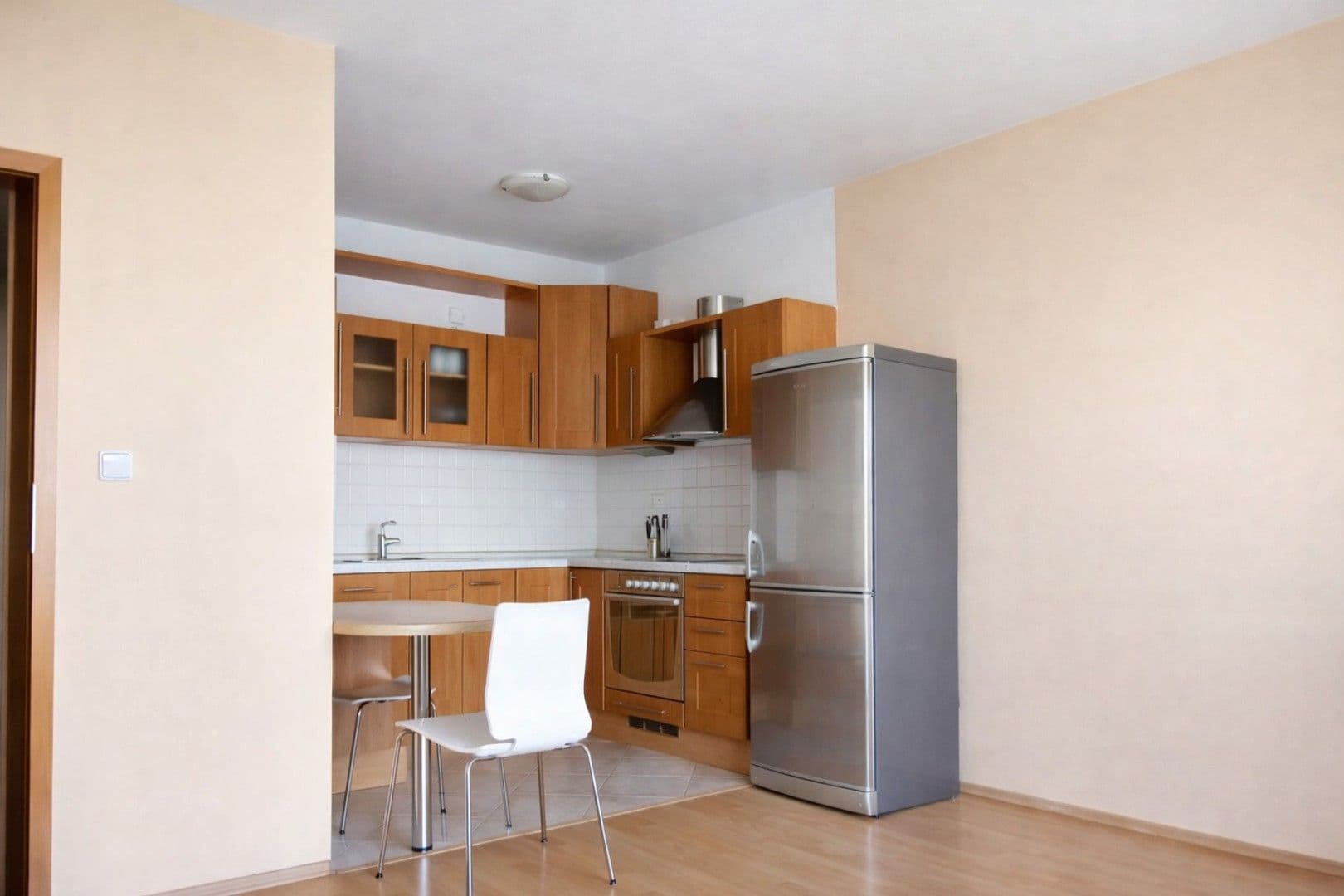 1 bedroom with open-plan kitchen flat to rent, 45 m², Holubí, Prague, Prague 1 bedroom with open-plan kitchen flat to rent, 45 m², Holubí, Prague, Prague