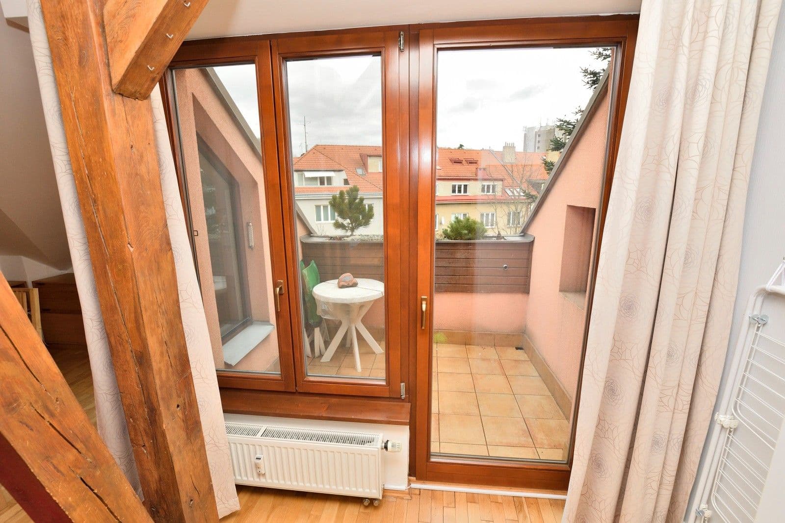 1 bedroom with open-plan kitchen flat to rent, 61 m², Na Mlejnku, Prague, Prague 1 bedroom with open-plan kitchen flat to rent, 61 m², Na Mlejnku, Prague, Prague