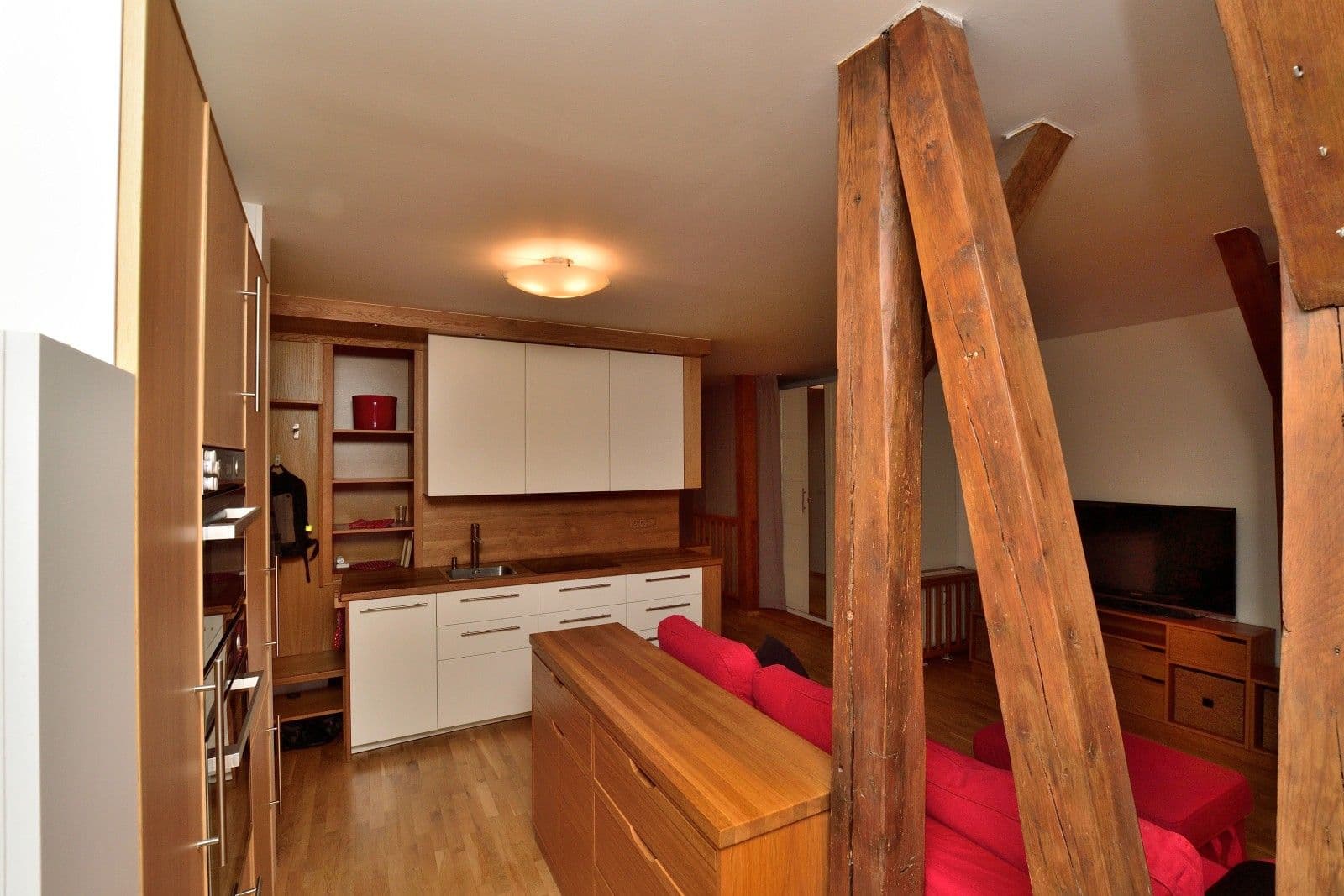 1 bedroom with open-plan kitchen flat to rent, 61 m², Na Mlejnku, Prague, Prague 1 bedroom with open-plan kitchen flat to rent, 61 m², Na Mlejnku, Prague, Prague