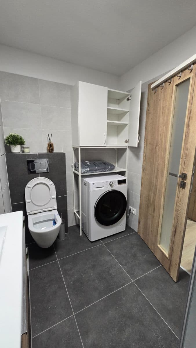 1 bedroom flat to rent, 56 m², Americká, Kladno, Středočeský Region 1 bedroom flat to rent, 56 m², Americká, Kladno, Středočeský Region