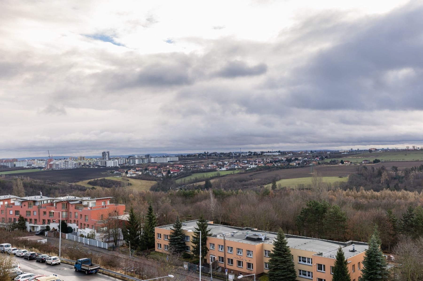 1 bedroom with open-plan kitchen flat to rent, 44 m², Janského, Prague, Prague 1 bedroom with open-plan kitchen flat to rent, 44 m², Janského, Prague, Prague