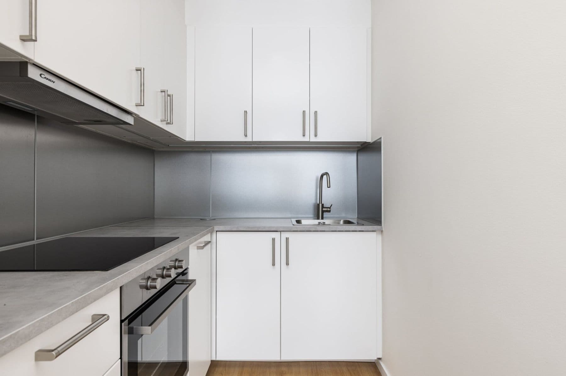 1 bedroom with open-plan kitchen flat to rent, 44 m², Janského, Prague, Prague 1 bedroom with open-plan kitchen flat to rent, 44 m², Janského, Prague, Prague