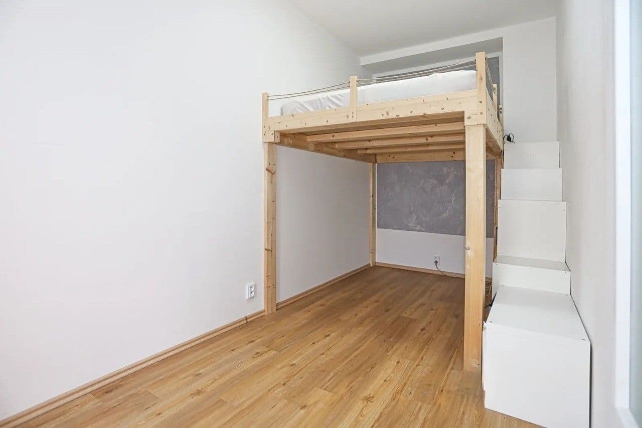 1 bedroom with open-plan kitchen flat to rent, 43 m², U Staré plynárny, Prague, Prague 1 bedroom with open-plan kitchen flat to rent, 43 m², U Staré plynárny, Prague, Prague