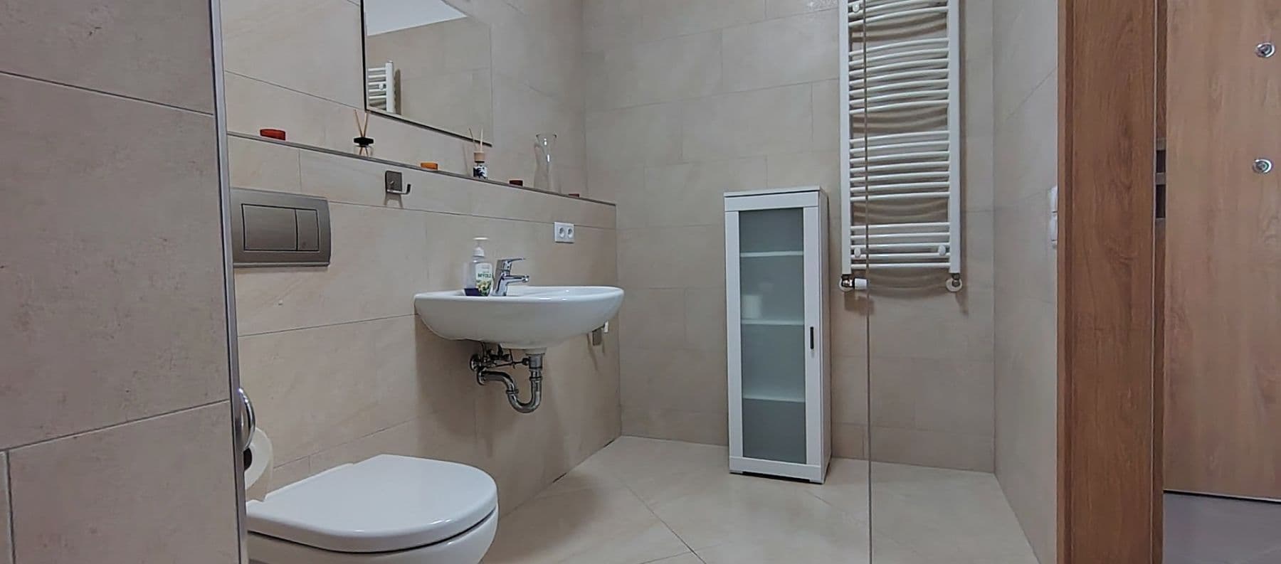 1 bedroom with open-plan kitchen flat to rent, 45 m², Hlučkova, Prague, Prague 1 bedroom with open-plan kitchen flat to rent, 45 m², Hlučkova, Prague, Prague