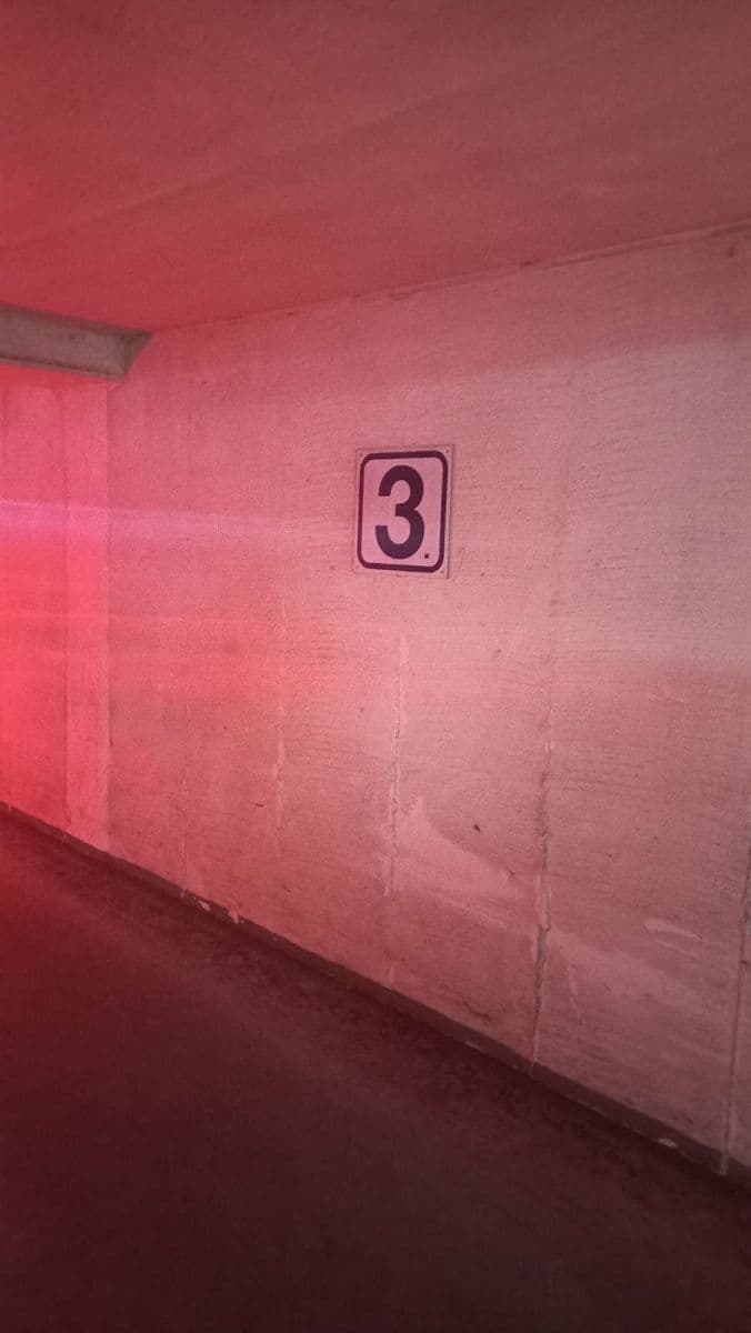 garage to rent, 18 m², Holušická, Prague, Prague garage to rent, 18 m², Holušická, Prague, Prague