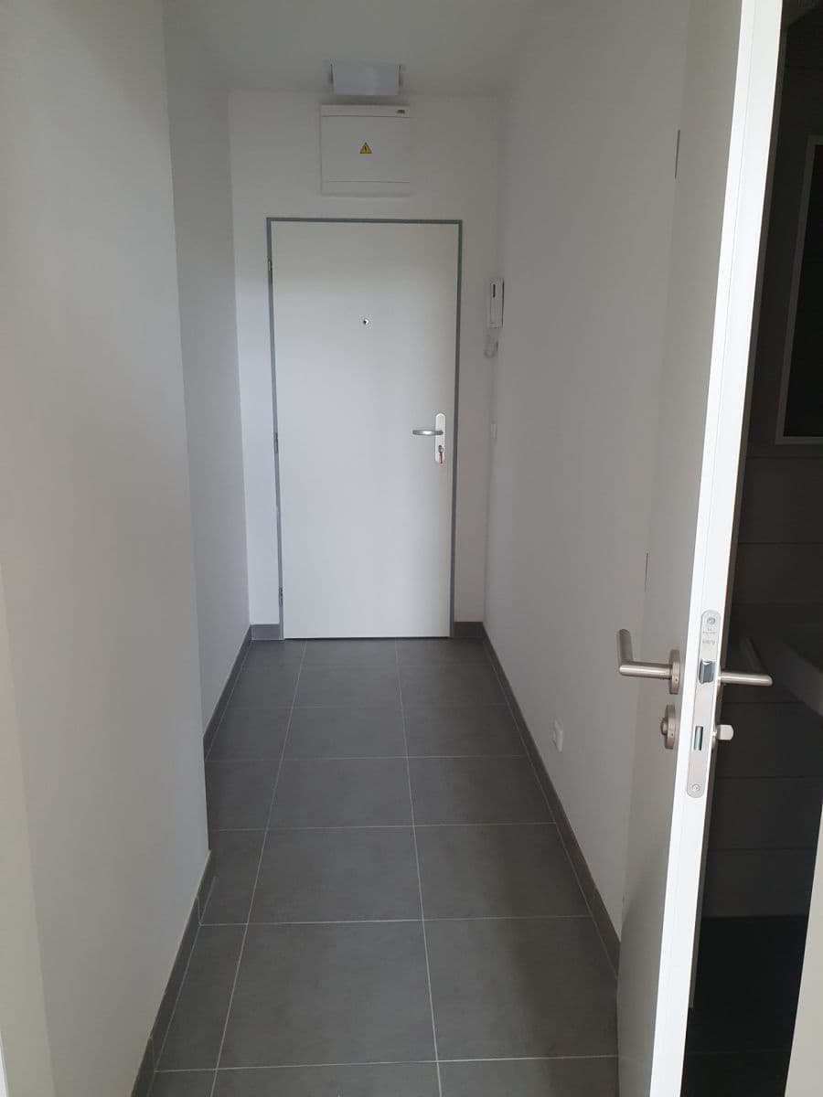 Studio flat to rent, 27 m², V Závětří, Prague, Prague Studio flat to rent, 27 m², V Závětří, Prague, Prague