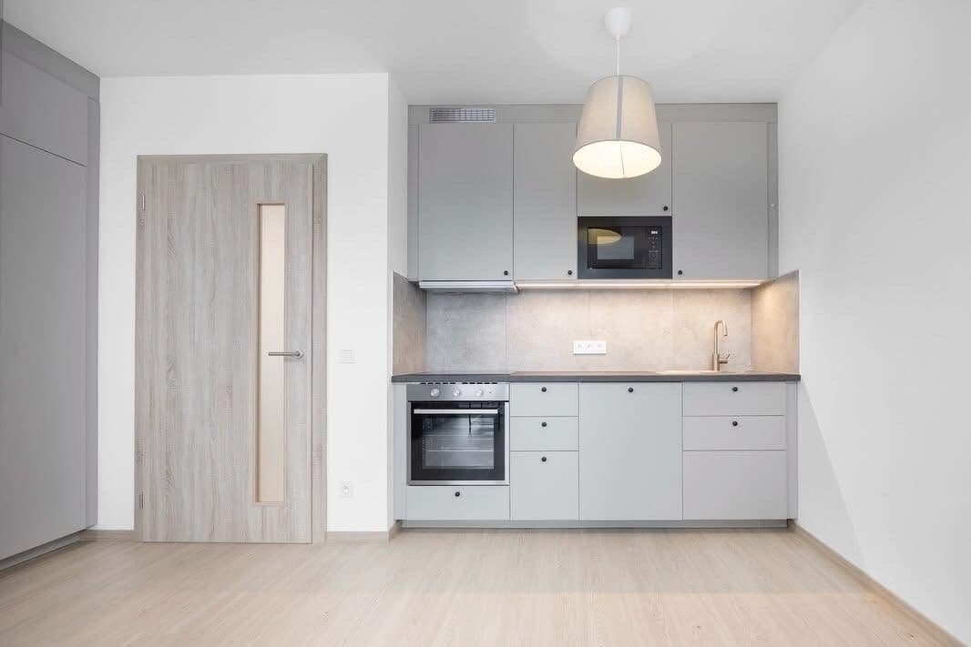 1 bedroom with open-plan kitchen flat to rent, 55 m², Tupolevova, Prague, Prague 1 bedroom with open-plan kitchen flat to rent, 55 m², Tupolevova, Prague, Prague