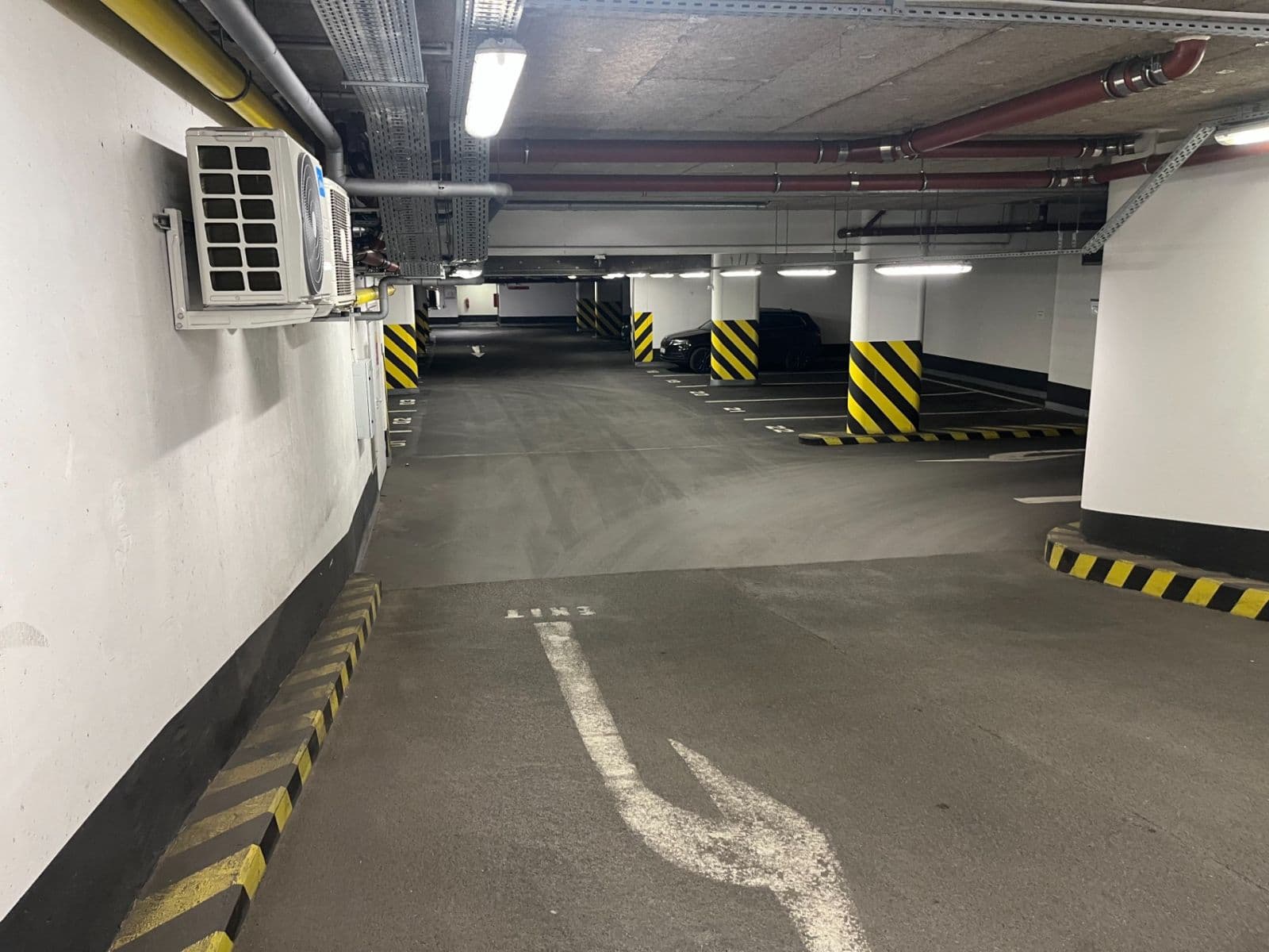 garage to rent, 16 m², Karla Engliše, Prague, Prague garage to rent, 16 m², Karla Engliše, Prague, Prague