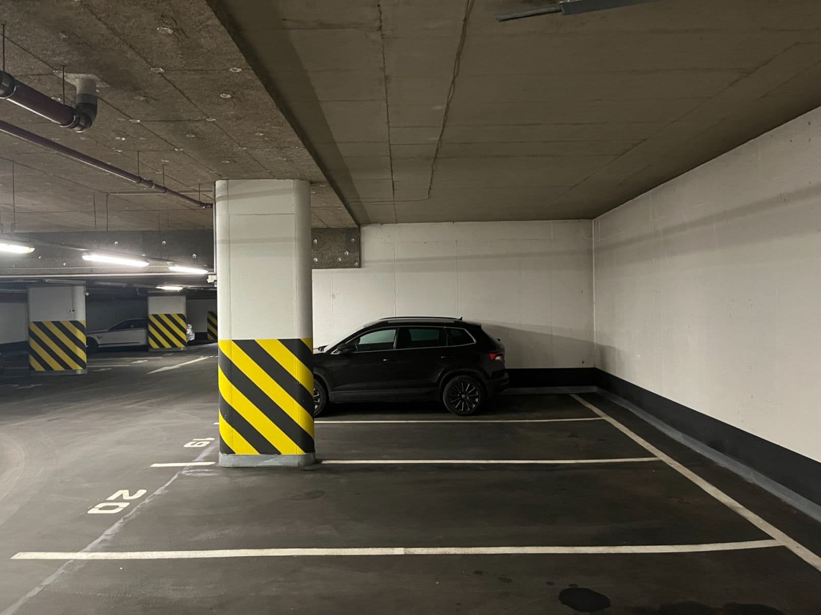 garage to rent, 16 m², Karla Engliše, Prague, Prague garage to rent, 16 m², Karla Engliše, Prague, Prague