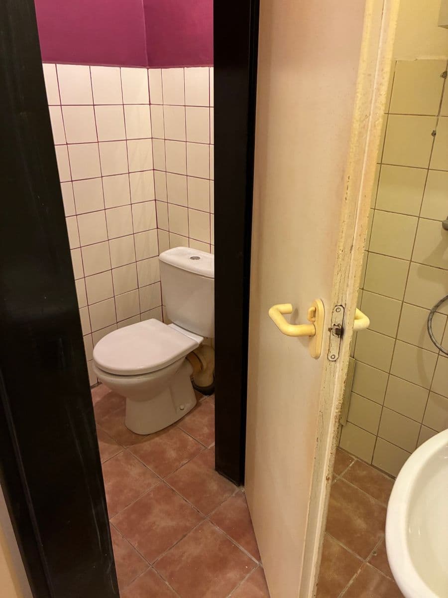 non-residential property to rent, 141 m², U Jezerky, Prague, Prague non-residential property to rent, 141 m², U Jezerky, Prague, Prague