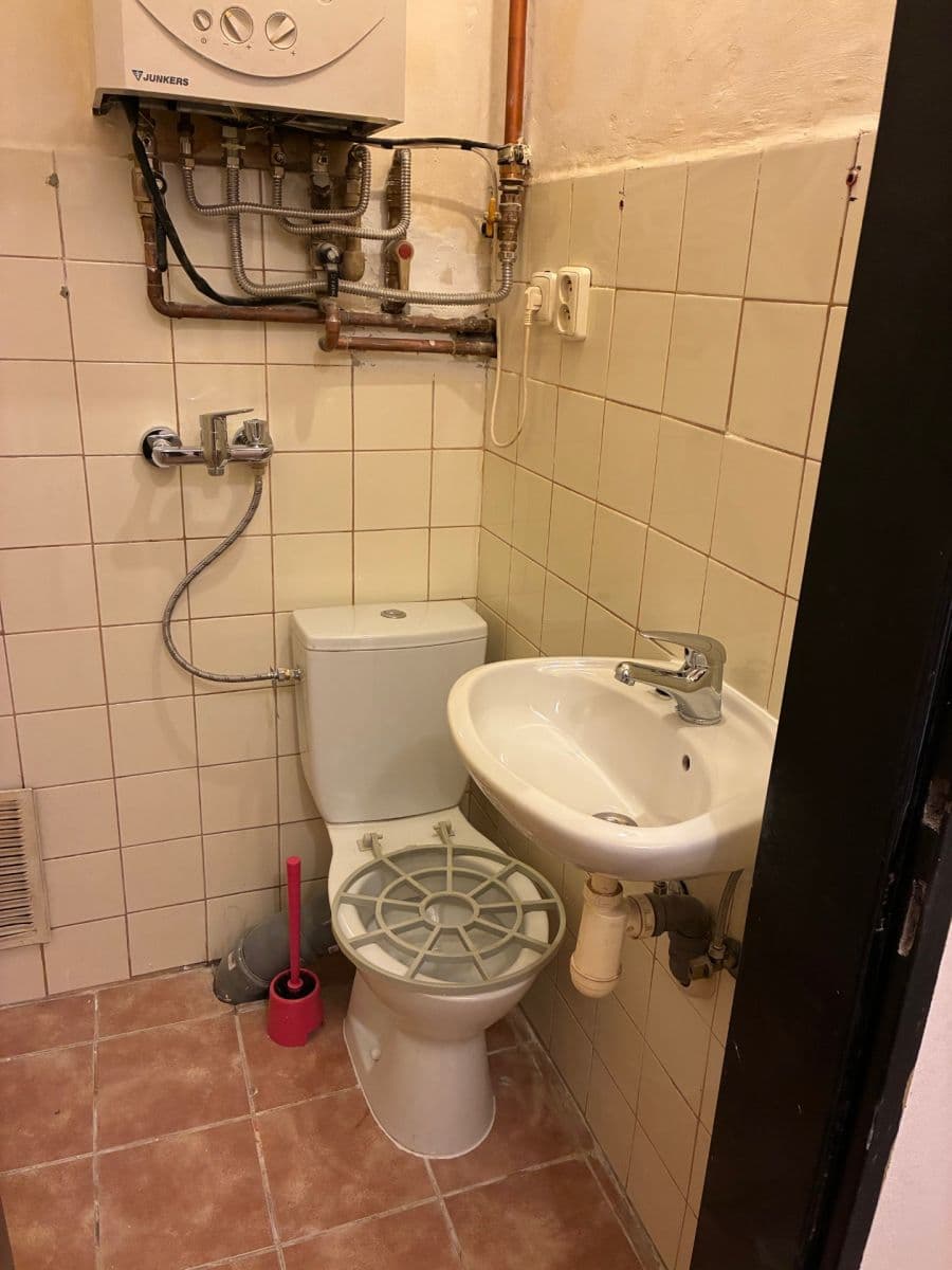 non-residential property to rent, 141 m², U Jezerky, Prague, Prague non-residential property to rent, 141 m², U Jezerky, Prague, Prague