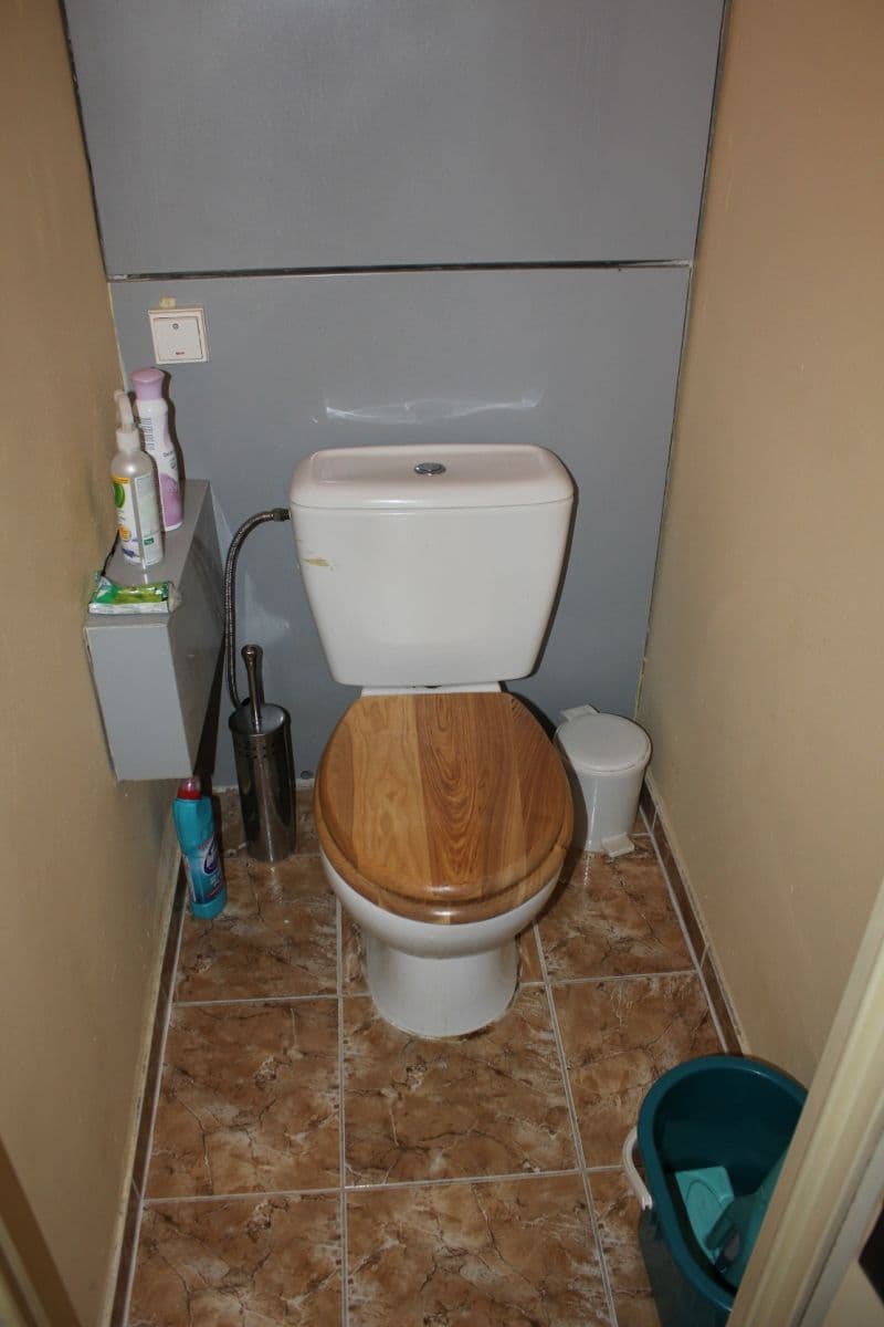 4 bedroom flat to rent, 100 m², Svážná, Brno, Jihomoravský Region 4 bedroom flat to rent, 100 m², Svážná, Brno, Jihomoravský Region