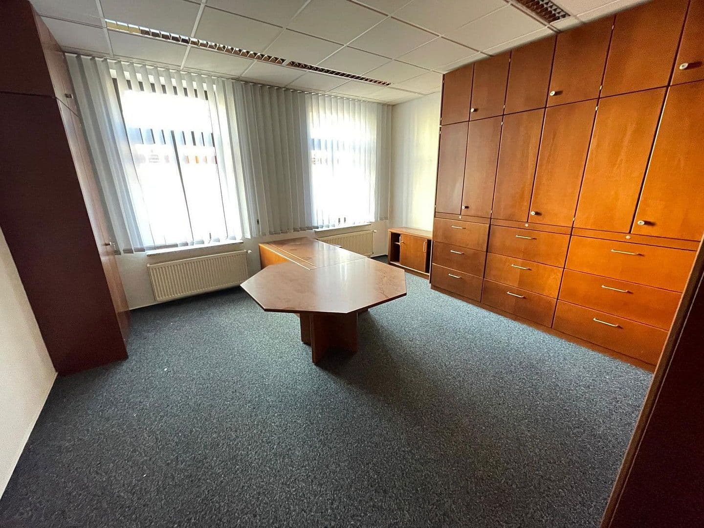 office to rent, 168 m², Beethovenstraße 28, Plauen, Saxony office to rent, 168 m², Beethovenstraße 28, Plauen, Saxony