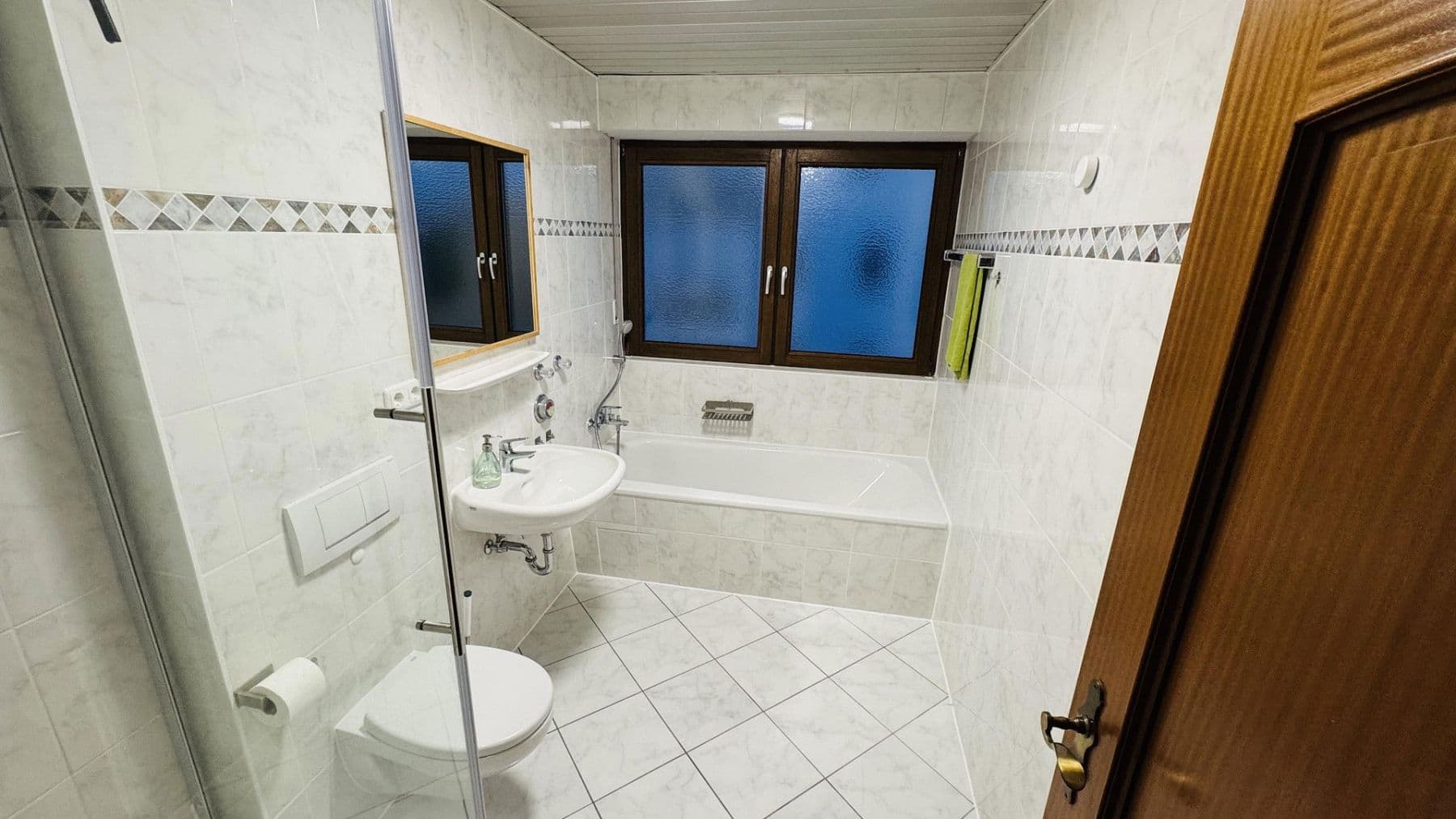 4 bedroom flat to rent, 118 m², Germering, Bavaria 4 bedroom flat to rent, 118 m², Germering, Bavaria