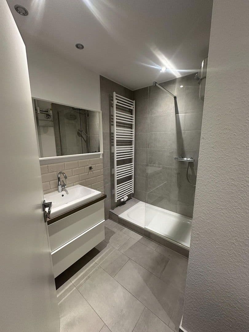 1 bedroom with open-plan kitchen flat for sale, 65 m², Hanover, Lower Saxony 1 bedroom with open-plan kitchen flat for sale, 65 m², Hanover, Lower Saxony