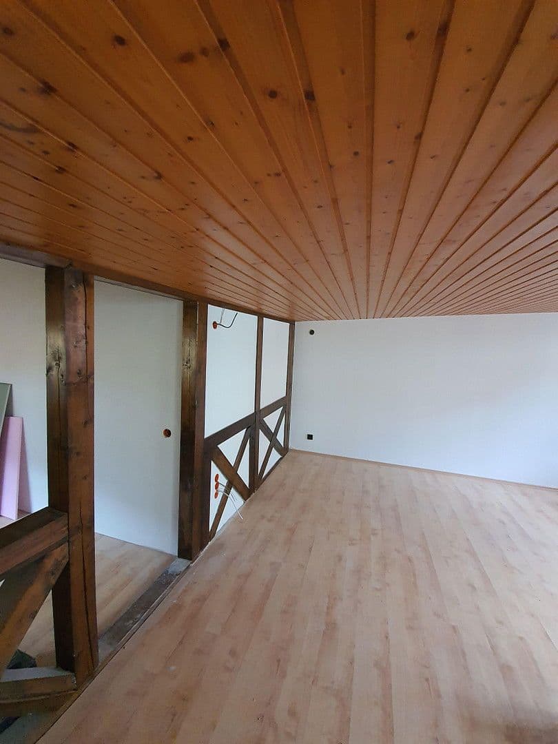 2 bedroom with open-plan kitchen flat to rent, 145 m², Stockach, Baden-Württemberg 2 bedroom with open-plan kitchen flat to rent, 145 m², Stockach, Baden-Württemberg