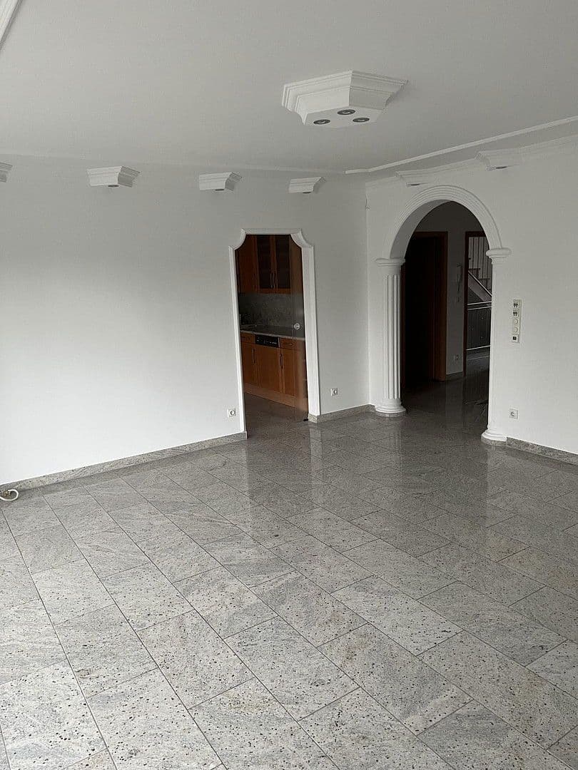 3 bedroom flat to rent, 83 m², Köln, North Rhine-Westphalia 3 bedroom flat to rent, 83 m², Köln, North Rhine-Westphalia