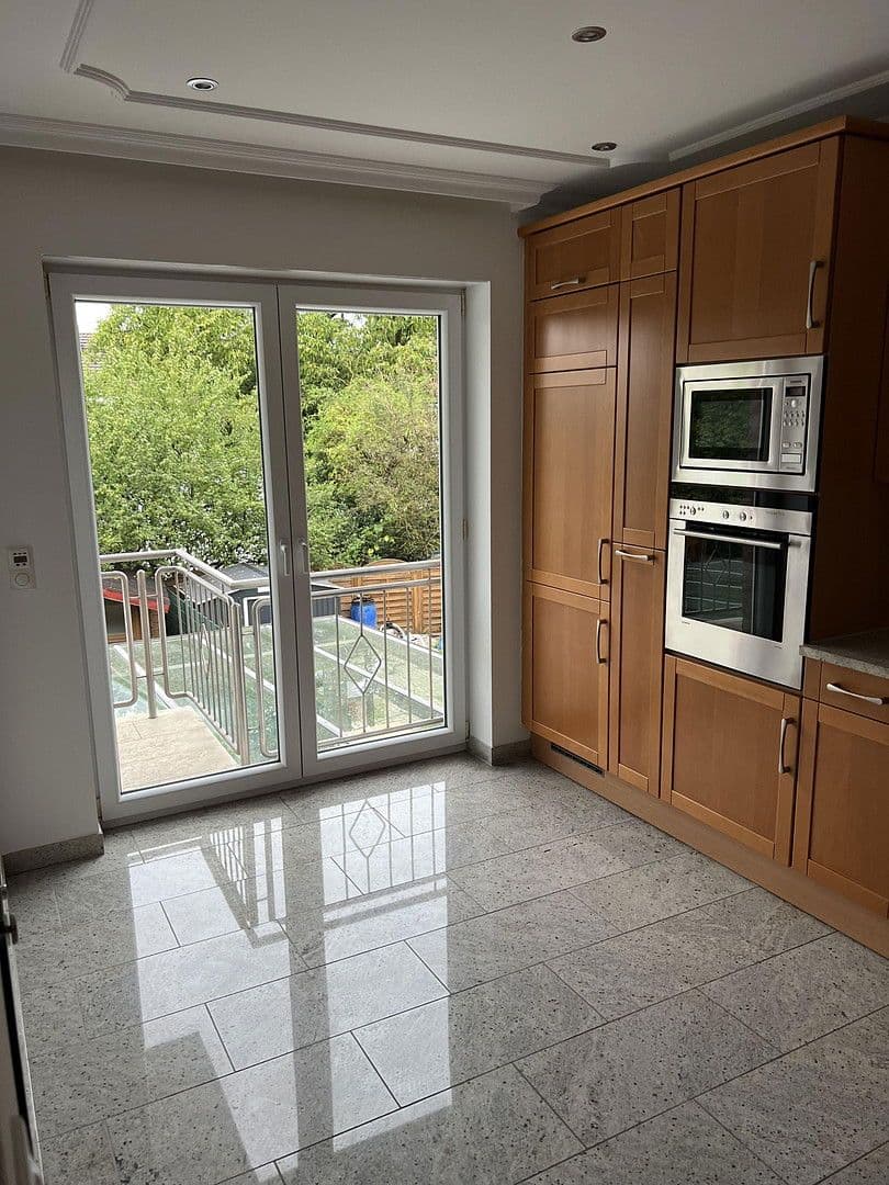 3 bedroom flat to rent, 83 m², Köln, North Rhine-Westphalia 3 bedroom flat to rent, 83 m², Köln, North Rhine-Westphalia