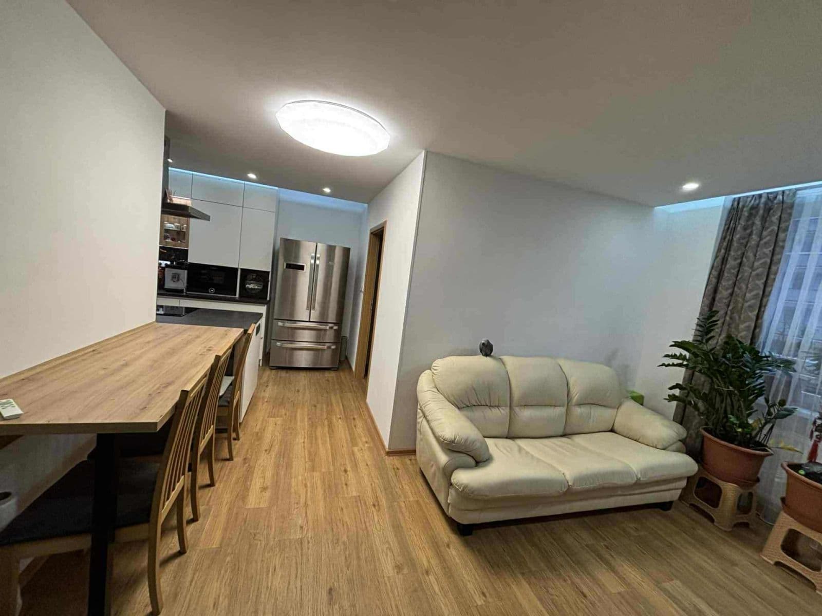 1 bedroom with open-plan kitchen flat for sale, 45 m², Běhounkova, Prague, Prague 1 bedroom with open-plan kitchen flat for sale, 45 m², Běhounkova, Prague, Prague