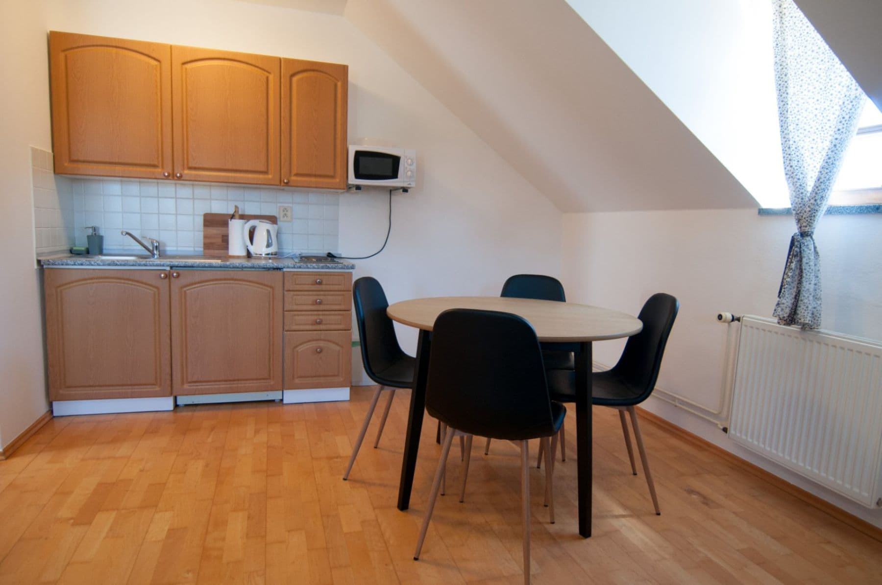 Studio flat to rent, 30 m², Palackého, Horní Planá, Jihočeský Region Studio flat to rent, 30 m², Palackého, Horní Planá, Jihočeský Region