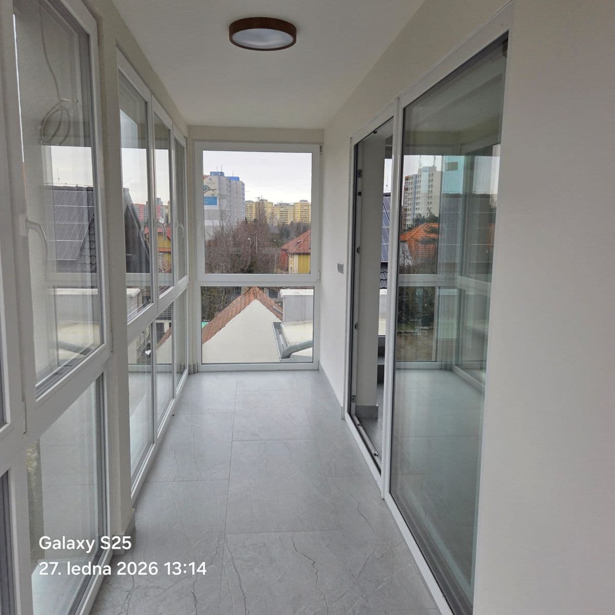 1 bedroom with open-plan kitchen flat to rent, 73 m², Podohradská, Prague, Prague 1 bedroom with open-plan kitchen flat to rent, 73 m², Podohradská, Prague, Prague