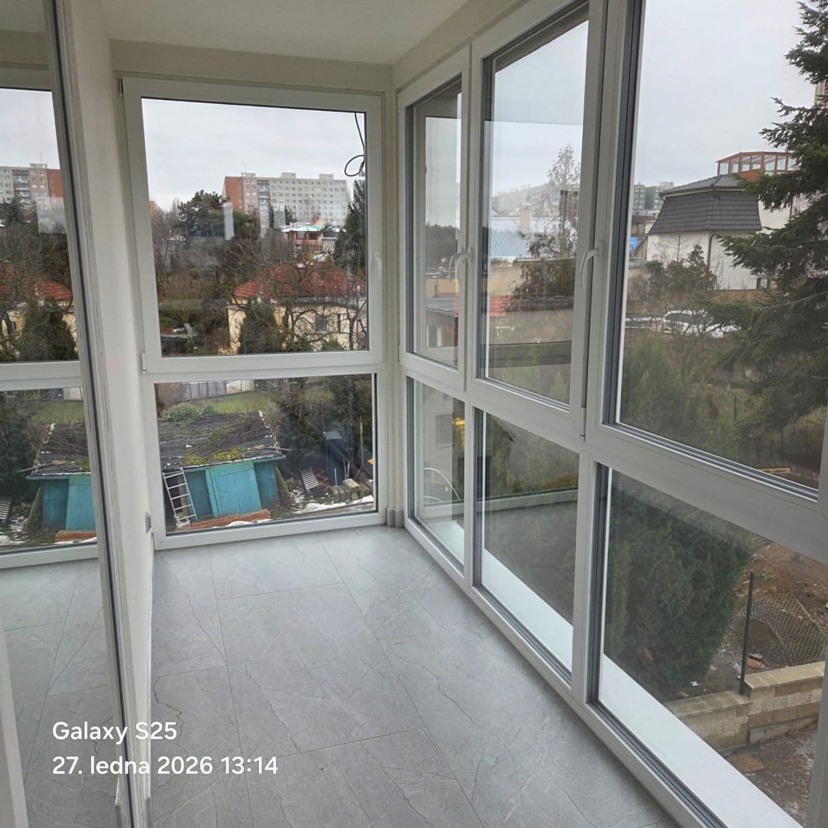 1 bedroom with open-plan kitchen flat to rent, 73 m², Podohradská, Prague, Prague 1 bedroom with open-plan kitchen flat to rent, 73 m², Podohradská, Prague, Prague