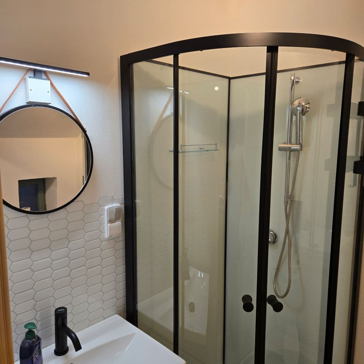 1 bedroom flat to rent, 40 m², Janáčkovo nábřeží, Prague, Prague 1 bedroom flat to rent, 40 m², Janáčkovo nábřeží, Prague, Prague