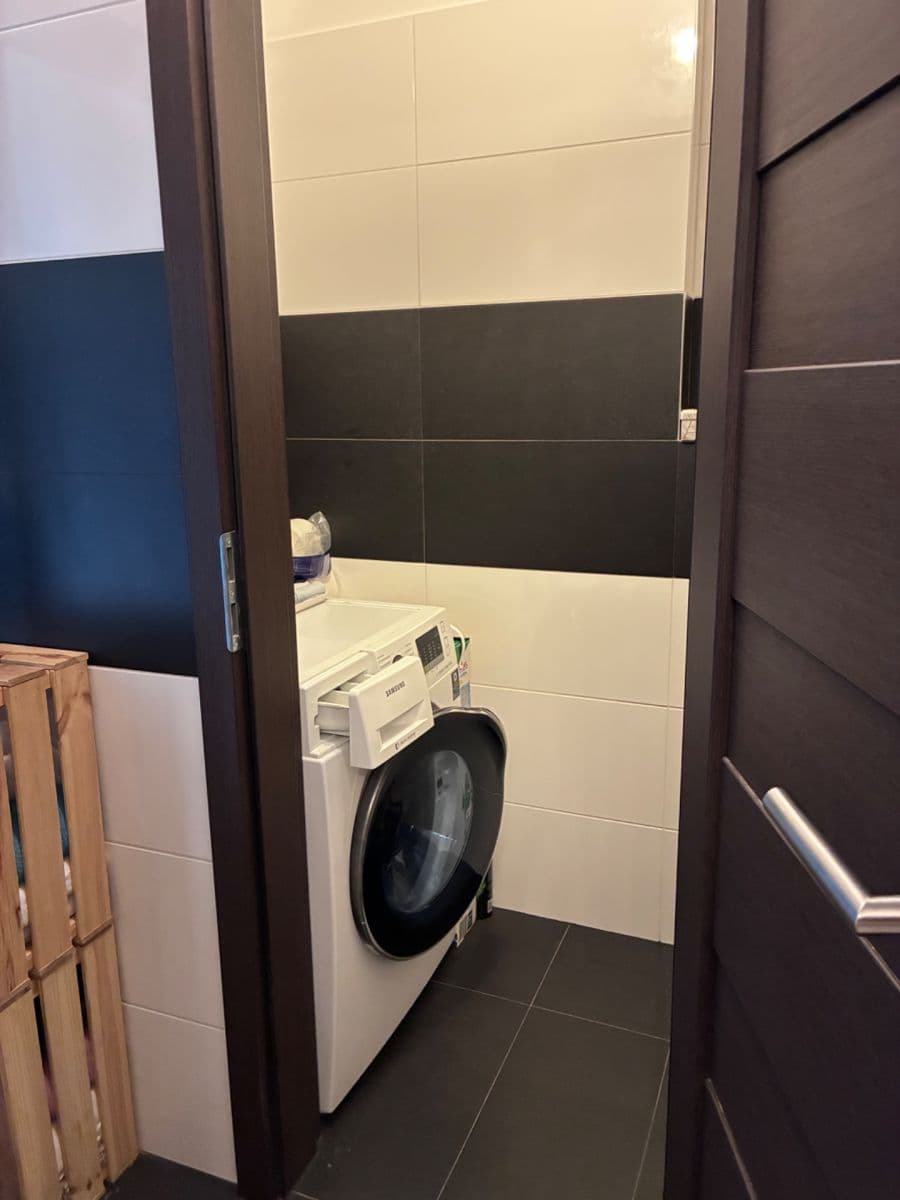 2 bedroom with open-plan kitchen flat for sale, 67 m², Psárská, Prague, Prague 2 bedroom with open-plan kitchen flat for sale, 67 m², Psárská, Prague, Prague