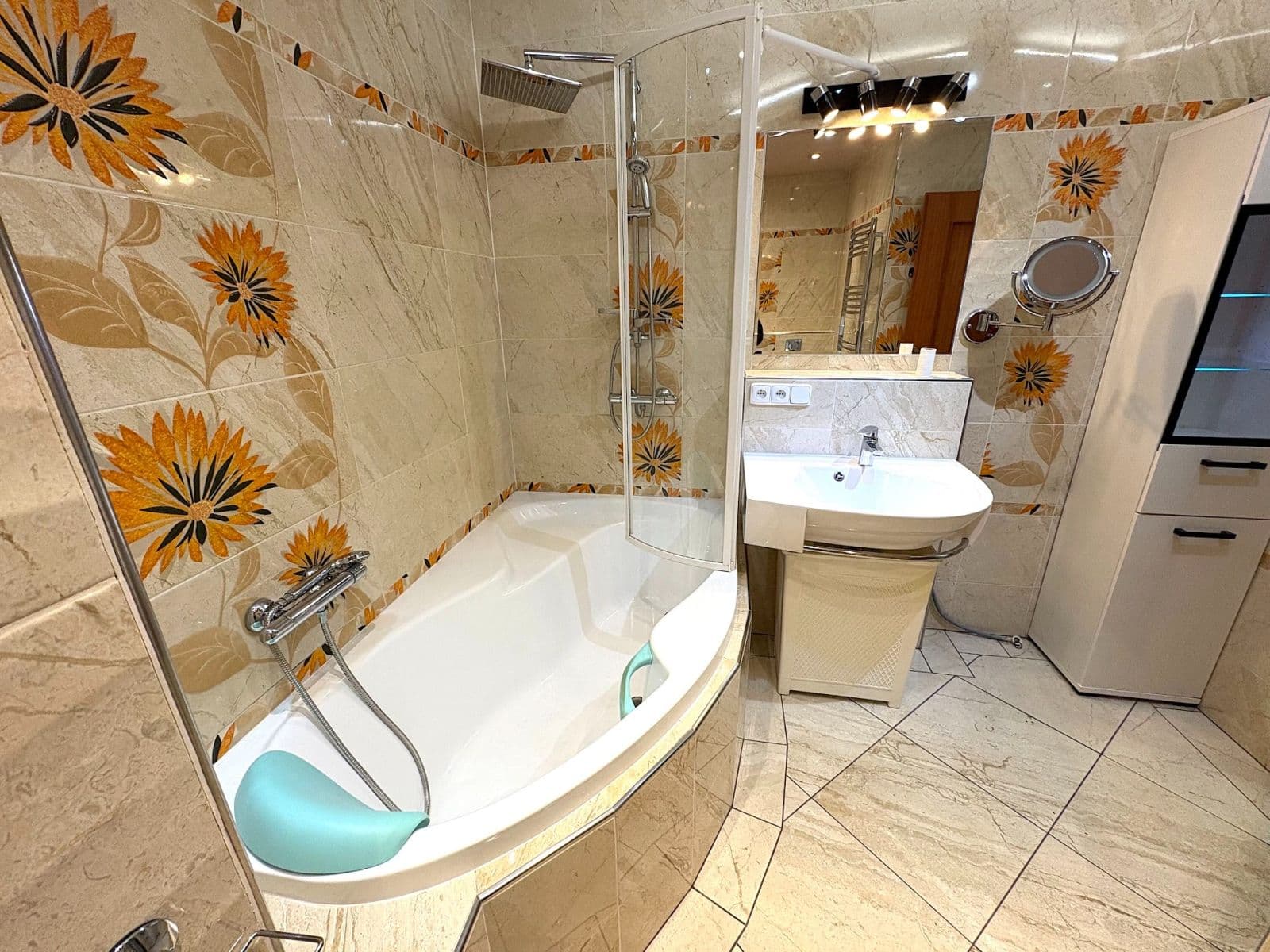 1 bedroom with open-plan kitchen flat for sale, 54 m², Zvoncovitá, Prague, Prague 1 bedroom with open-plan kitchen flat for sale, 54 m², Zvoncovitá, Prague, Prague