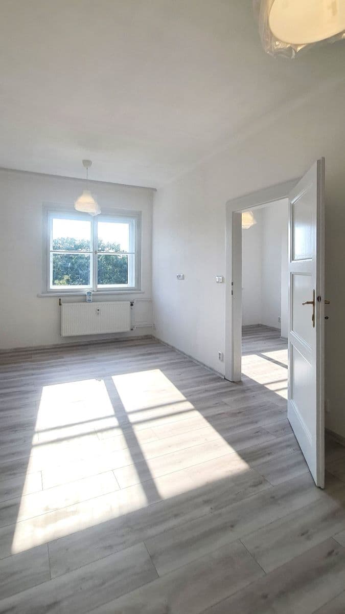 2 bedroom flat to rent, 50 m², Na Louži, Prague, Prague 2 bedroom flat to rent, 50 m², Na Louži, Prague, Prague