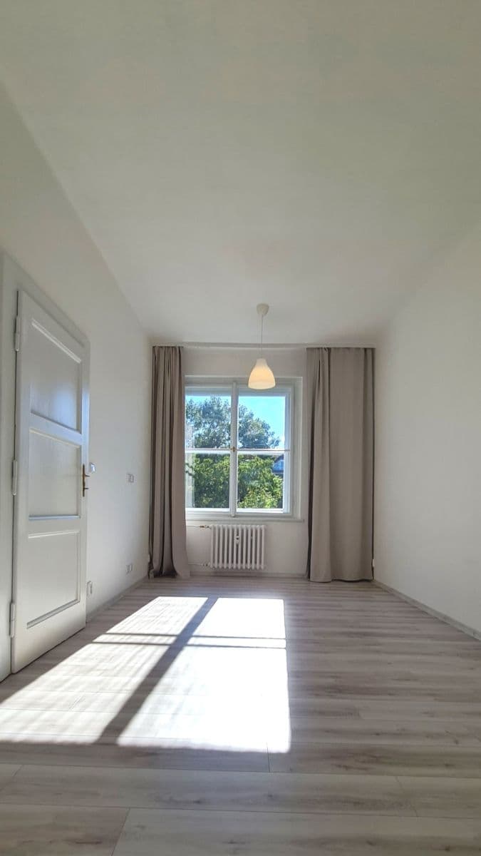 2 bedroom flat to rent, 50 m², Na Louži, Prague, Prague 2 bedroom flat to rent, 50 m², Na Louži, Prague, Prague