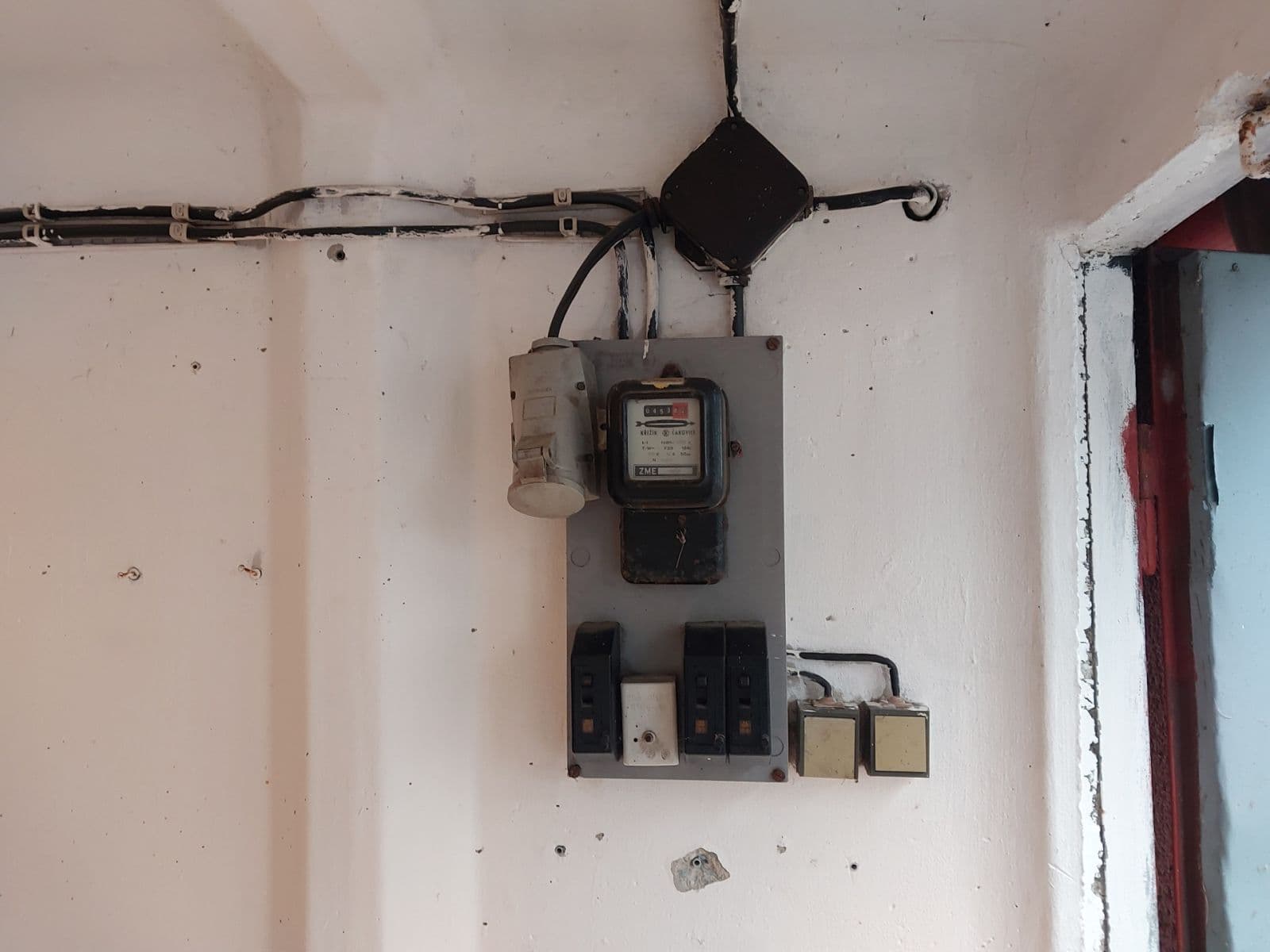 garage for sale, 19 m², Podruhova, Brno, Jihomoravský Region garage for sale, 19 m², Podruhova, Brno, Jihomoravský Region